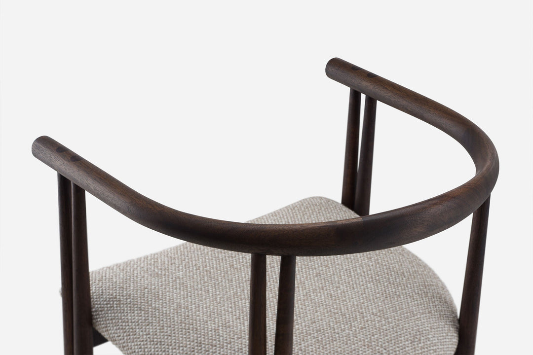 BLACK OILED WALNUT & SAFIRE 004