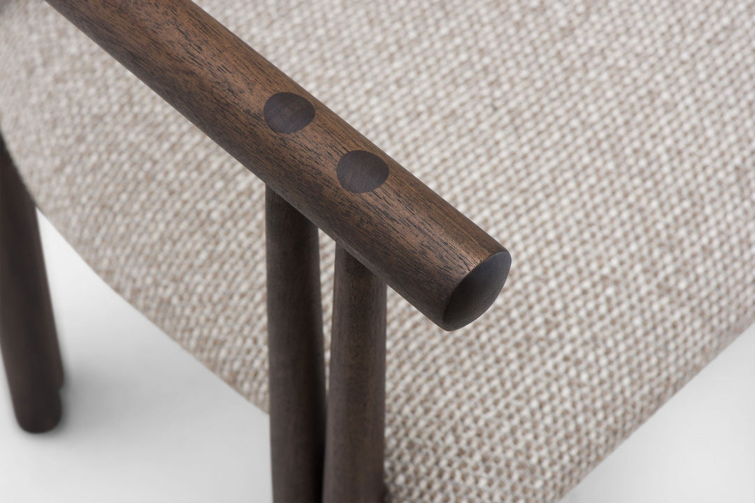 BLACK OILED WALNUT & SAFIRE 004