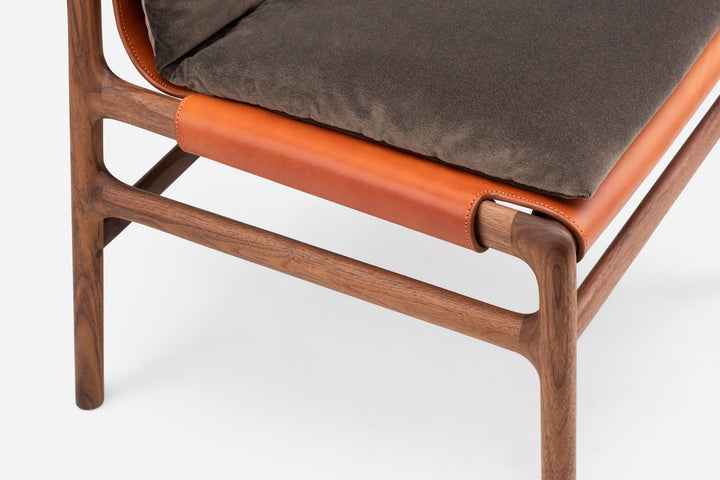 DANISH OILED WALNUT & DARK TAN LEATHER & BALBOA 29 FABRIC