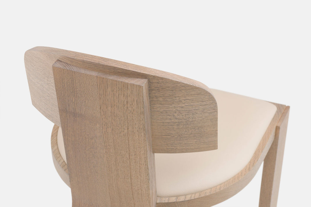 OXIDISED OAK & DUNE LEATHER