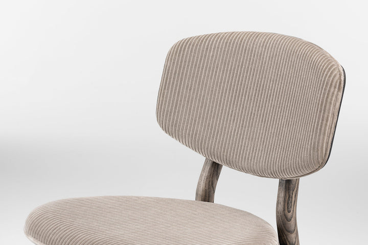 BLACK OILED ASH & PHLOX 243