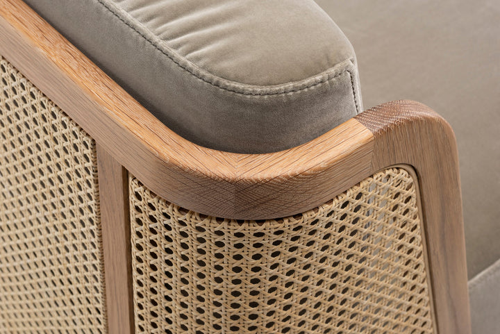 DANISH OILED OAK & HARALD 3 143