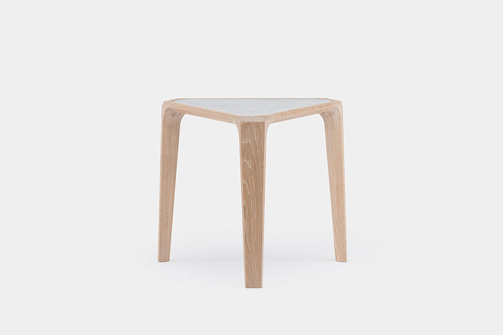 WHITE OILED OAK & CARRARA MARBLE