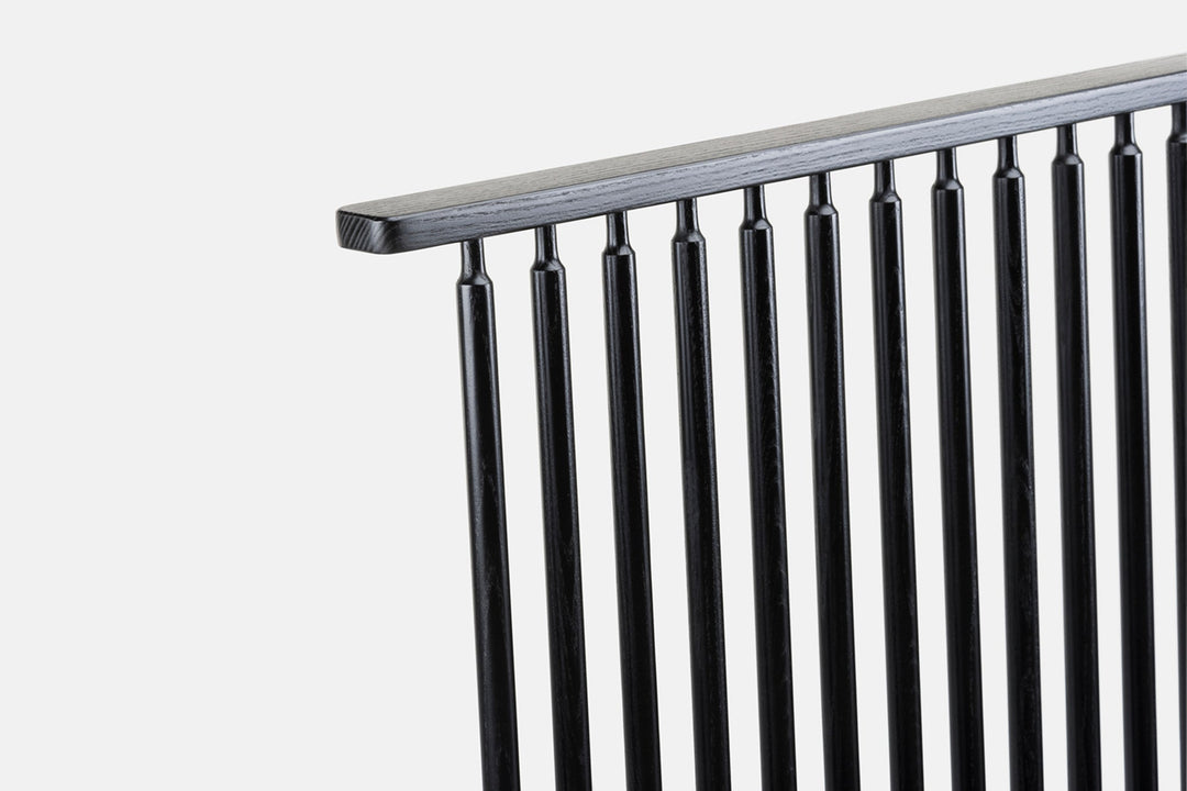 BLACK PAINTED ASH (+ OPTIONAL SEAT PAD IN BLACK NATURAL GRAIN LEATHER)