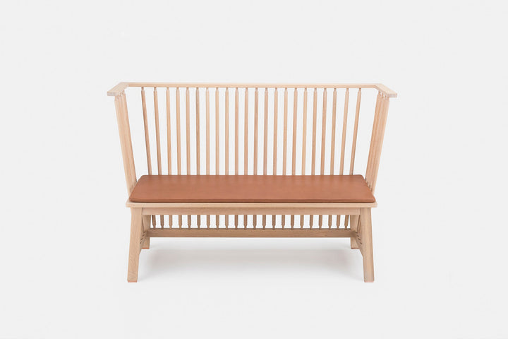 WHITE OILED OAK  (+ OPTIONAL SEAT PAD IN BROWN NATURAL GRAIN LEATHER) (MODEL: 451)