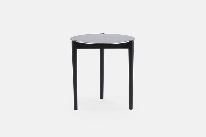 BLACK STAINED ASH & ALUMINIUM (MODEL:S)