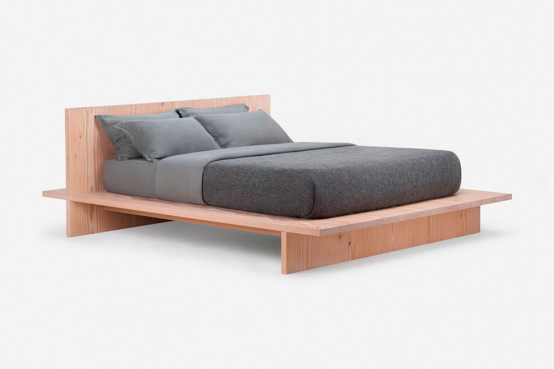 WHITE OILED DOUGLAS FIR (MODEL: S + EU KING MATTRESS)