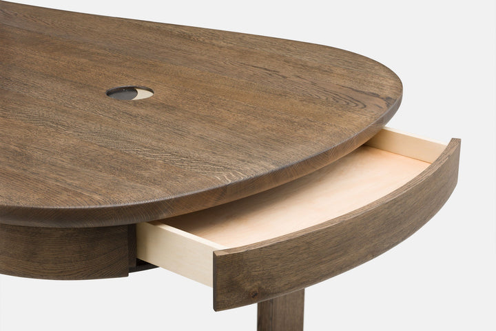 BLACK OILED OAK & BLACK MARQUINA MARBLE