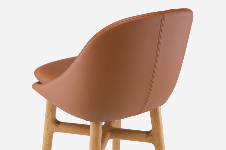 DANISH OILED OAK & BROWN NATURAL GRAIN LEATHER (MODEL: P)