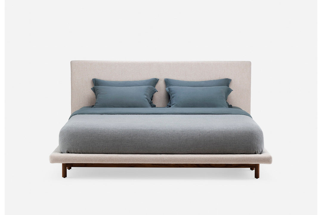 DANISH OILED WALNUT & MOSS 004