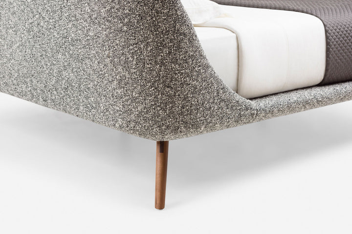 DANISH OILED WALNUT & ZERO 004