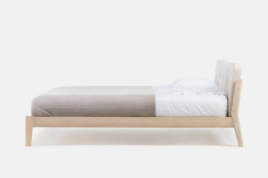 WHITE OILED ASH & HARALD 2 212