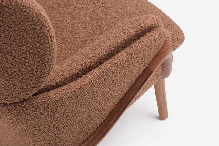 DANISH OILED WALNUT & ELLE 350