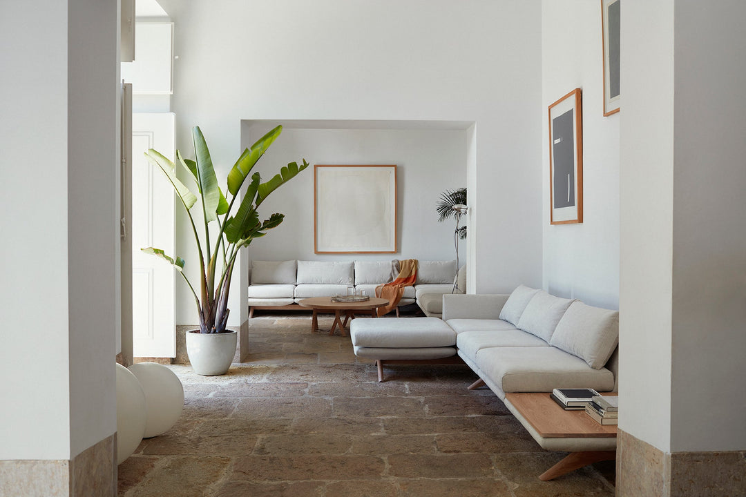 WHITE OILED OAK (+ HEPBURN MODULAR SOFA)