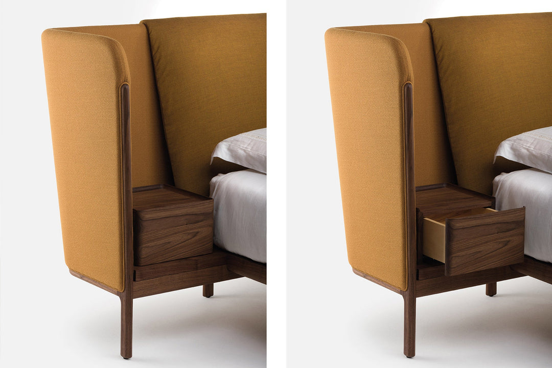 DANISH OILED WALNUT & VIDAR 2 472 (SHELL) & CANVAS 424 (CUSHION)