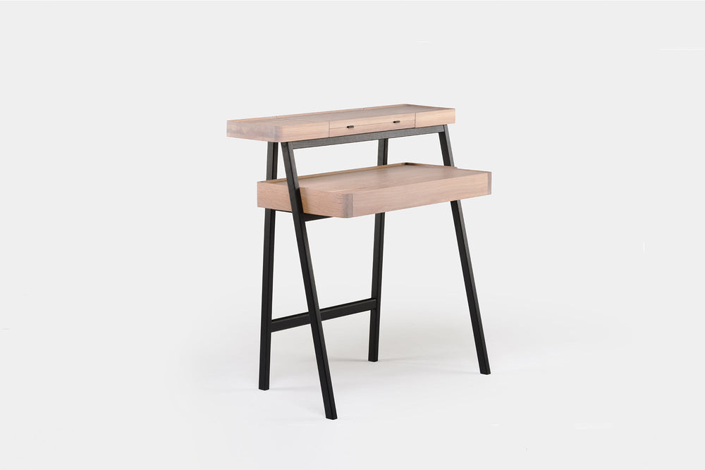 WHITE OILED OAK & BLACK STAINED ASH