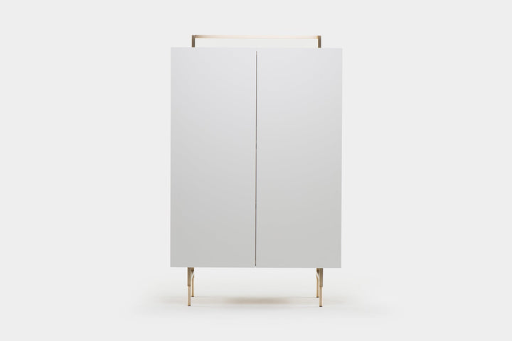 WHITE OILED OAK & WHITE GLOSS HDF & BRUSHED BRASS